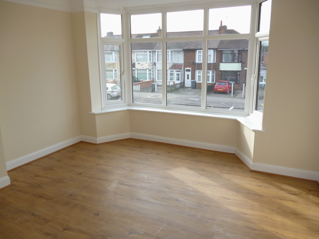 3 bedroom mid terraced house To Let in Leicester - Photograph 8.