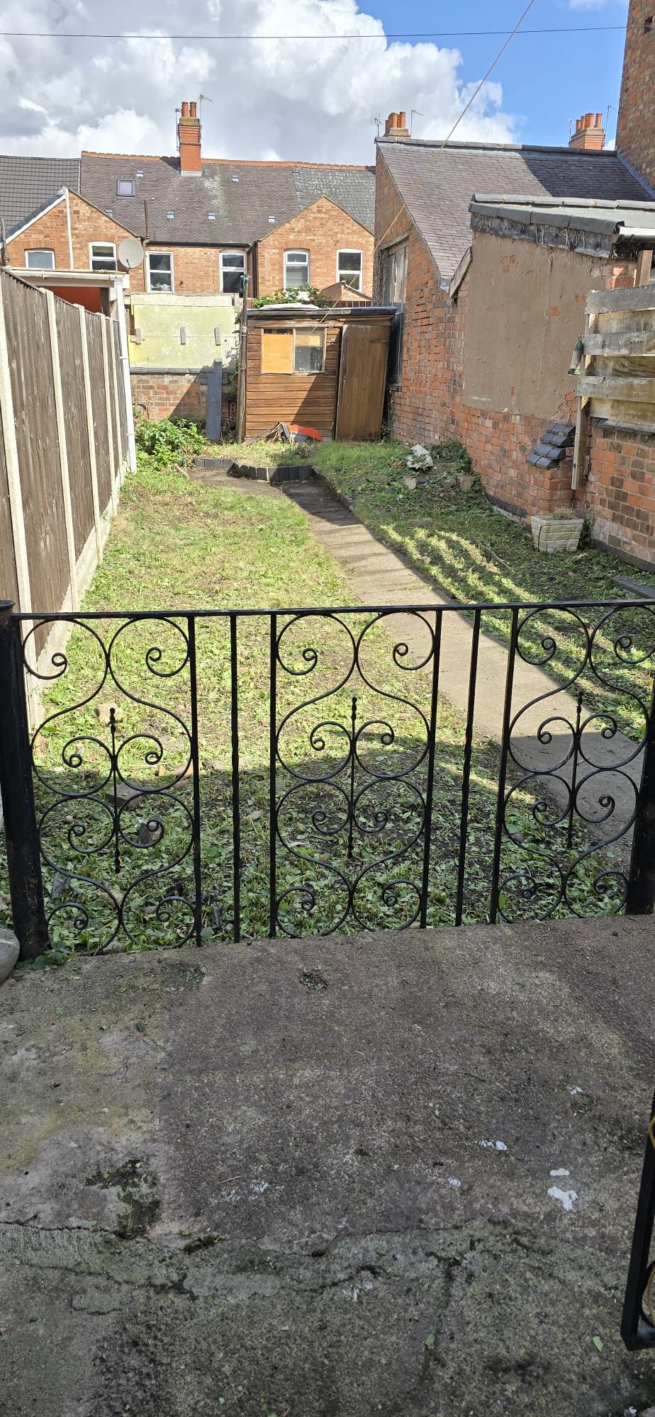 3 bedroom mid terraced house To Let in Leicester - Photograph 15.