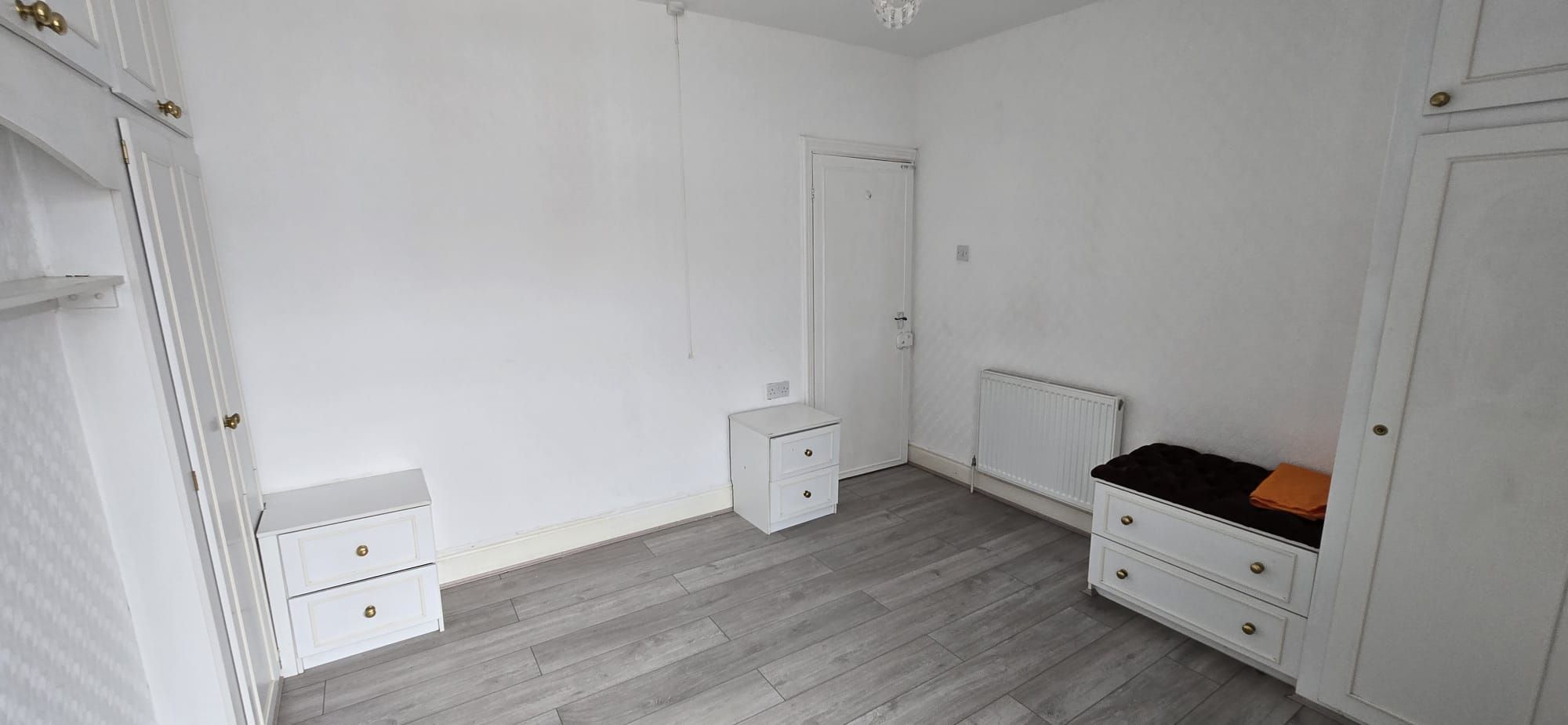 3 bedroom mid terraced house To Let in Leicester - Photograph 8.