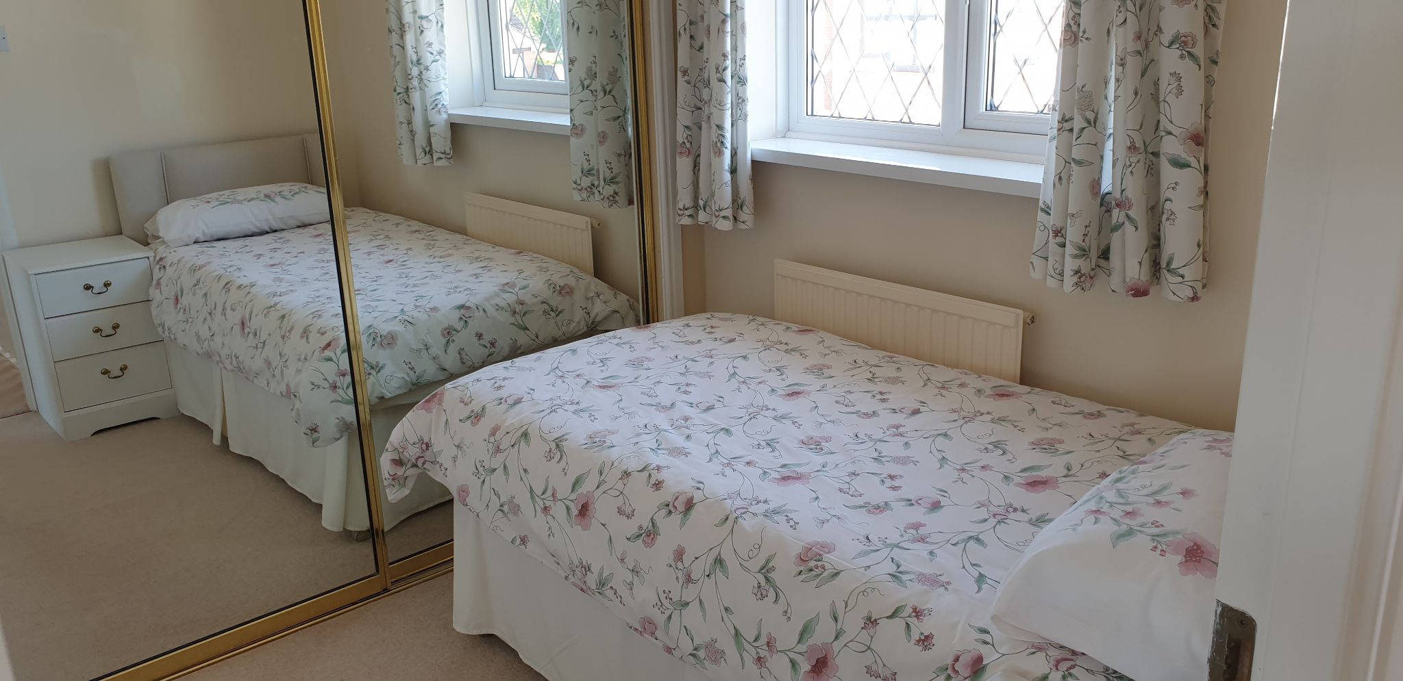 4 bedroom detached house SSTC in Leicester - Photograph 8.