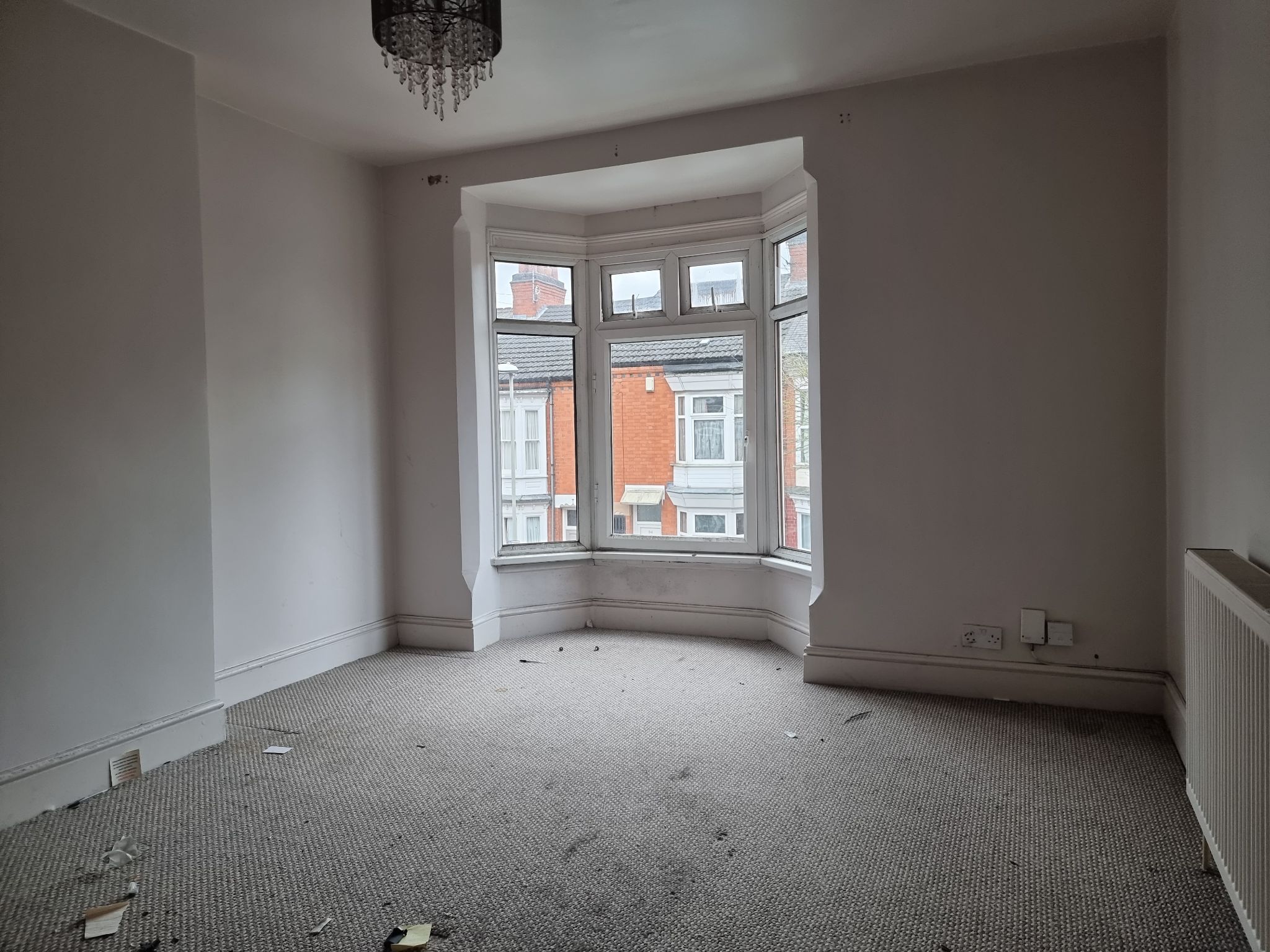 3 bedroom mid terraced house For Sale in Leicester - Photograph 7.