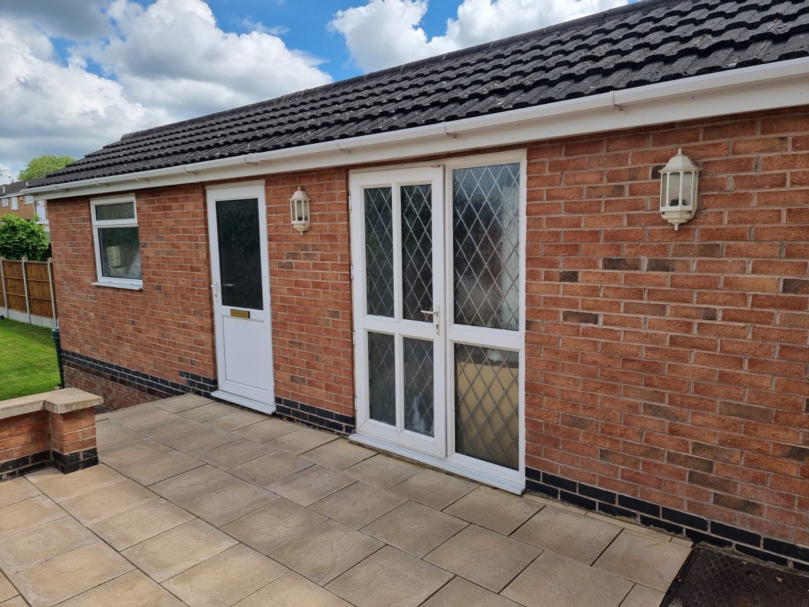 3 bedroom semi-detached house SSTC in Leicester - Photograph 13.