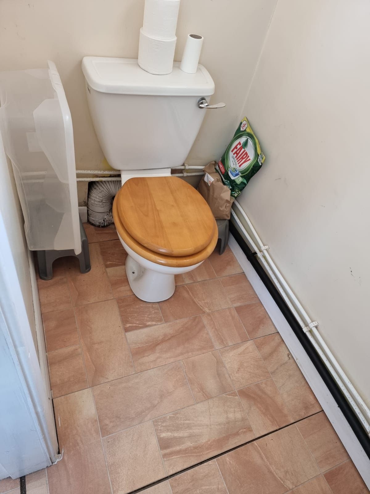 3 bedroom semi-detached house SSTC in Leicester - Photograph 14.
