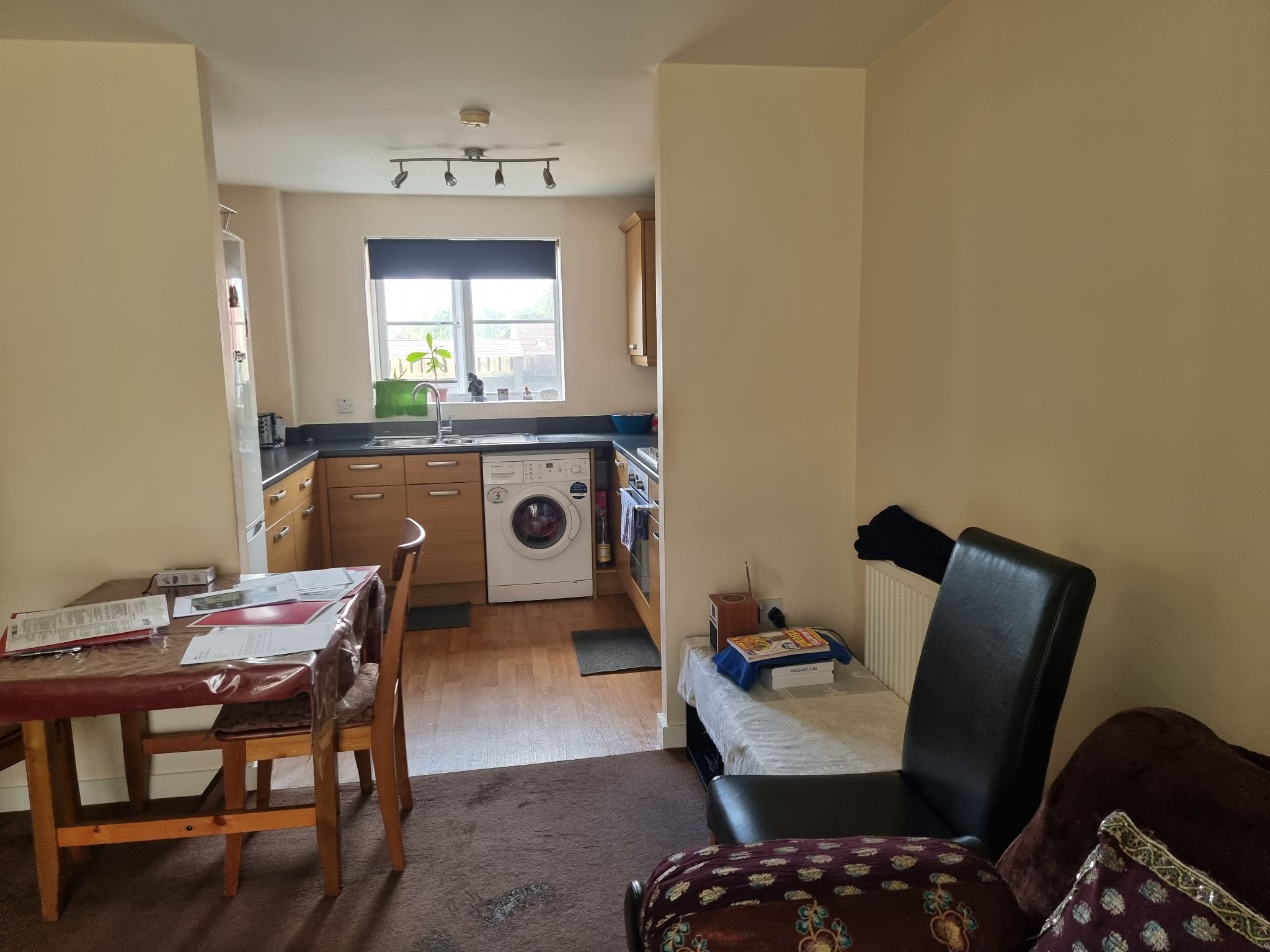 2 bedroom apartment flat/apartment SSTC in Leicester - Photograph 3.