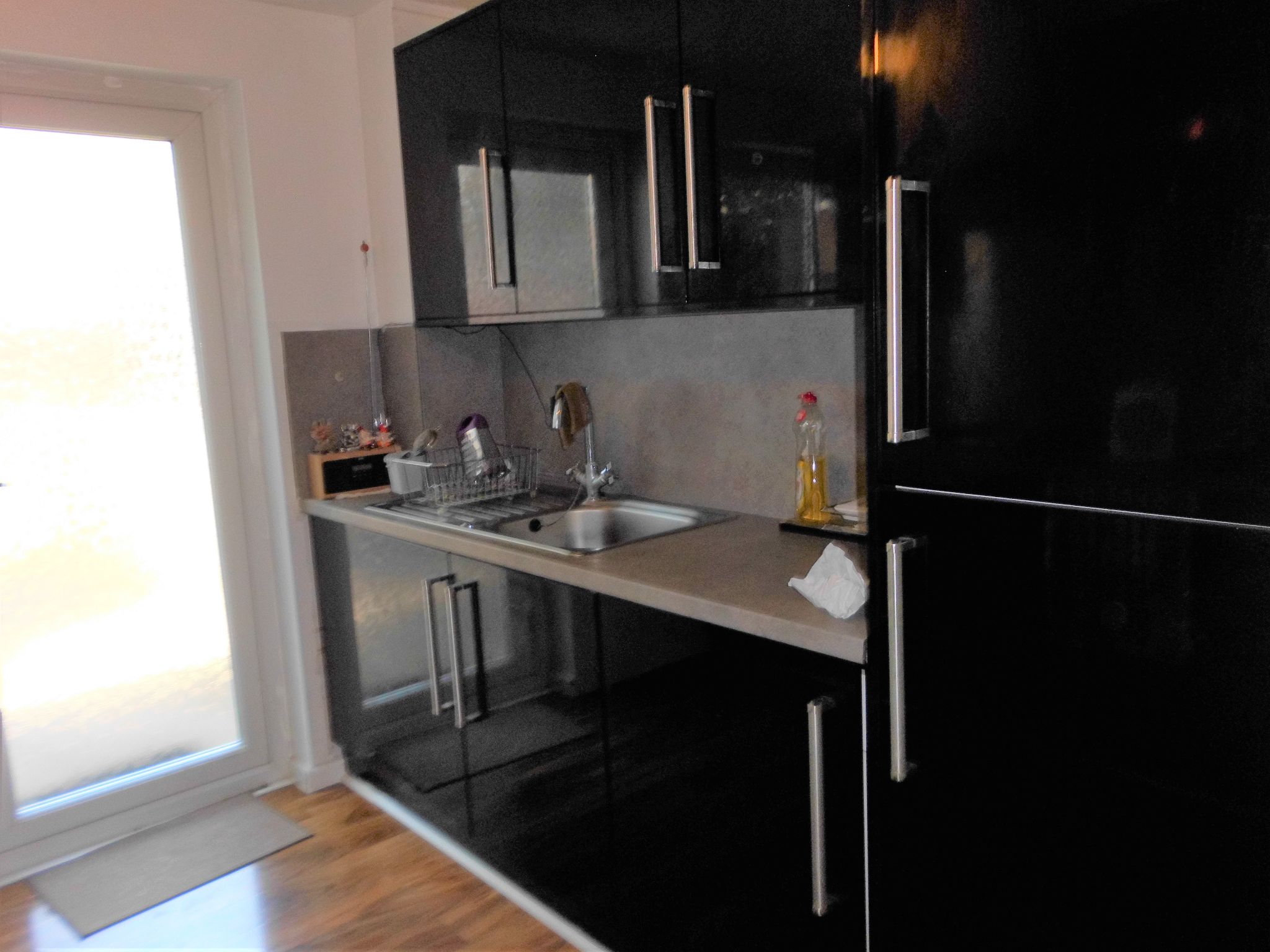 3 bedroom semi-detached house SSTC in Leicester - Photograph 6.