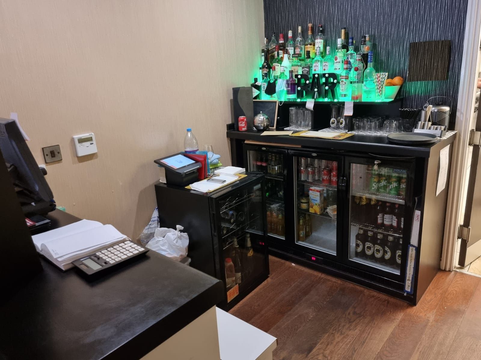 Restaurant To Let in Leicester - Photograph 4.