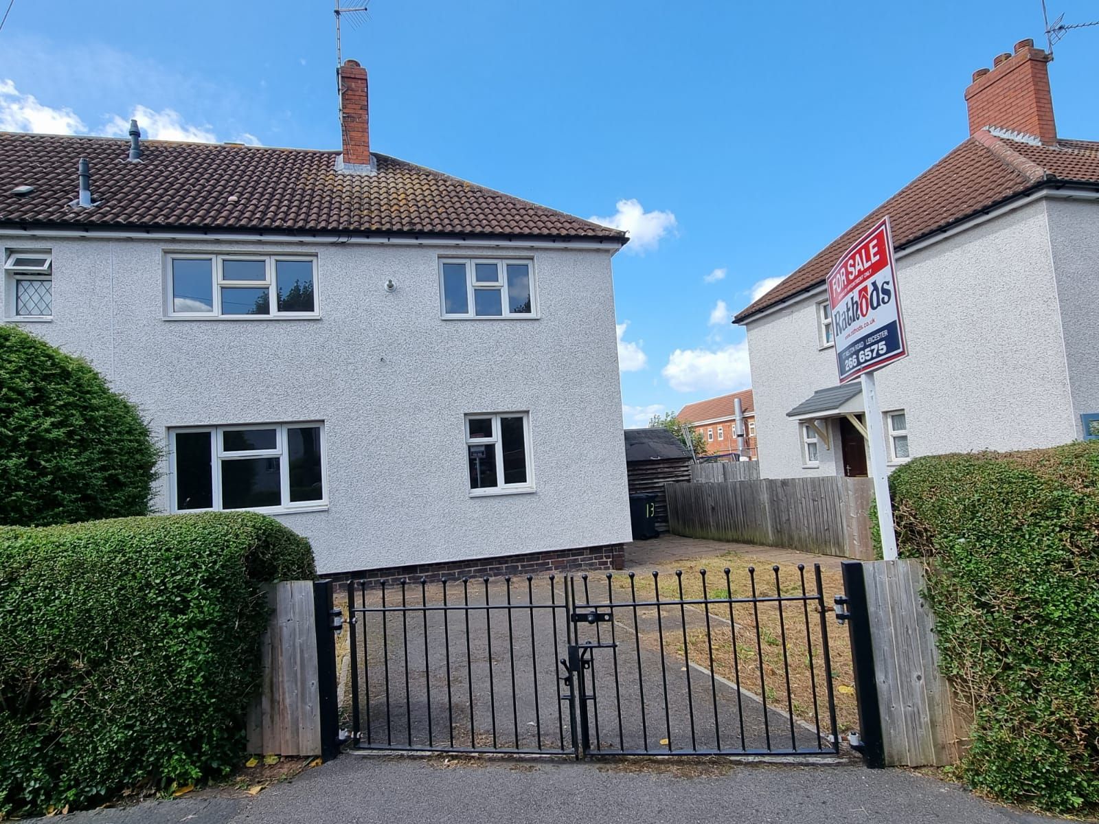 3 bedroom town house For Sale in Leicester - Photograph 1.