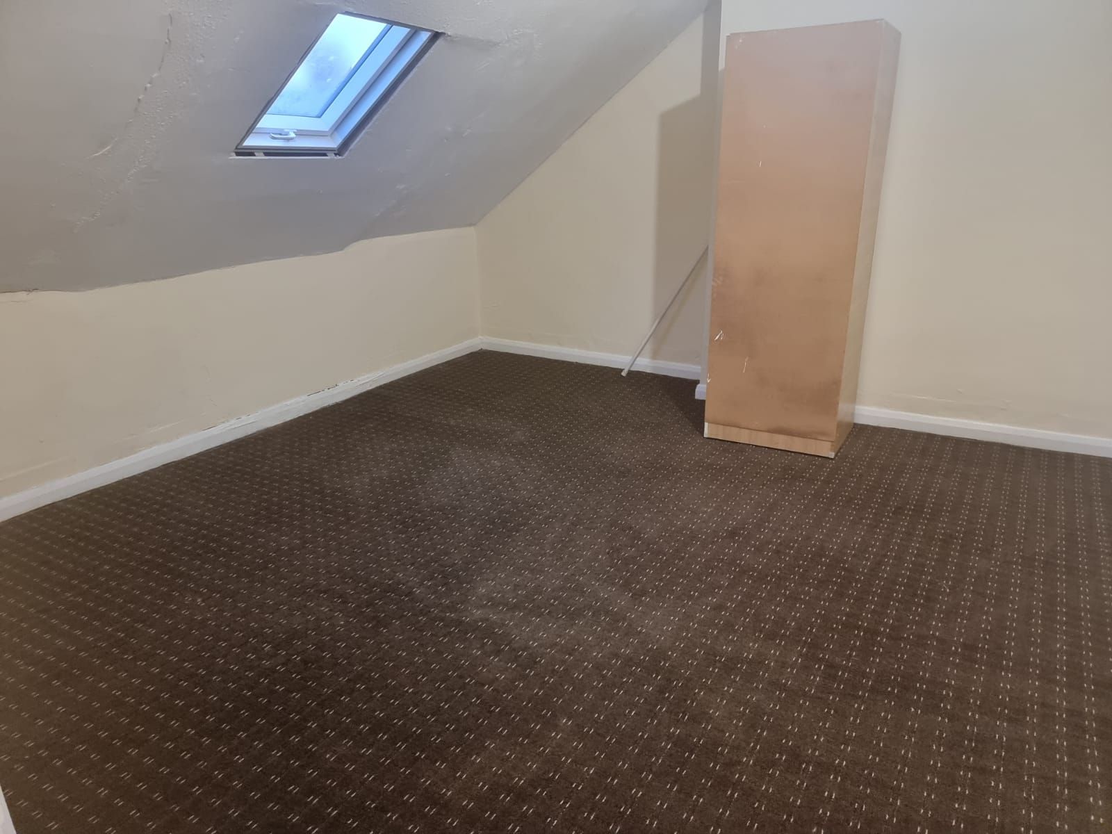 3 bedroom flat flat/apartment To Let in Leicester - Photograph 8.