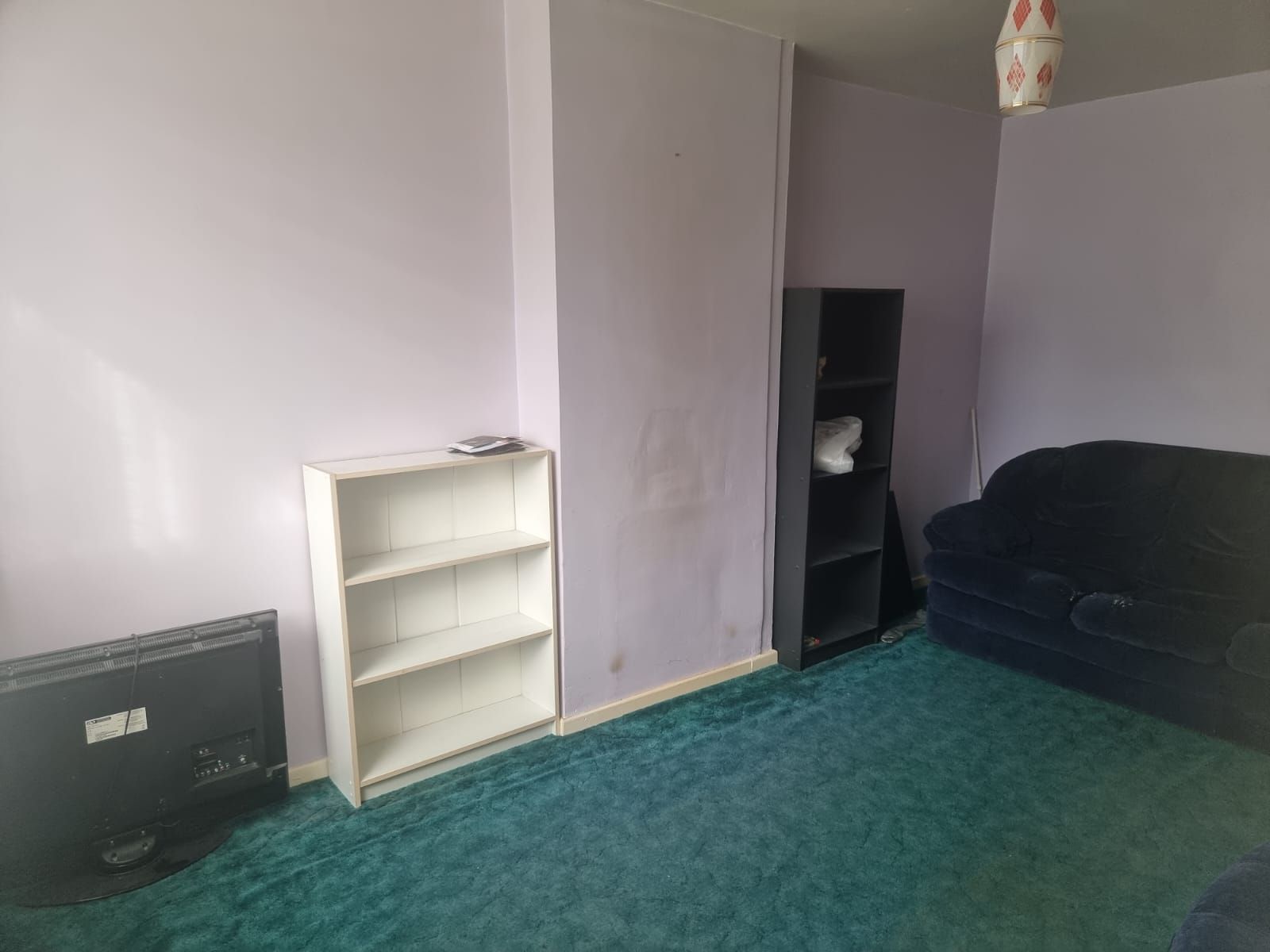 2 bedroom mid terraced house SSTC in Leicester - Photograph 3.