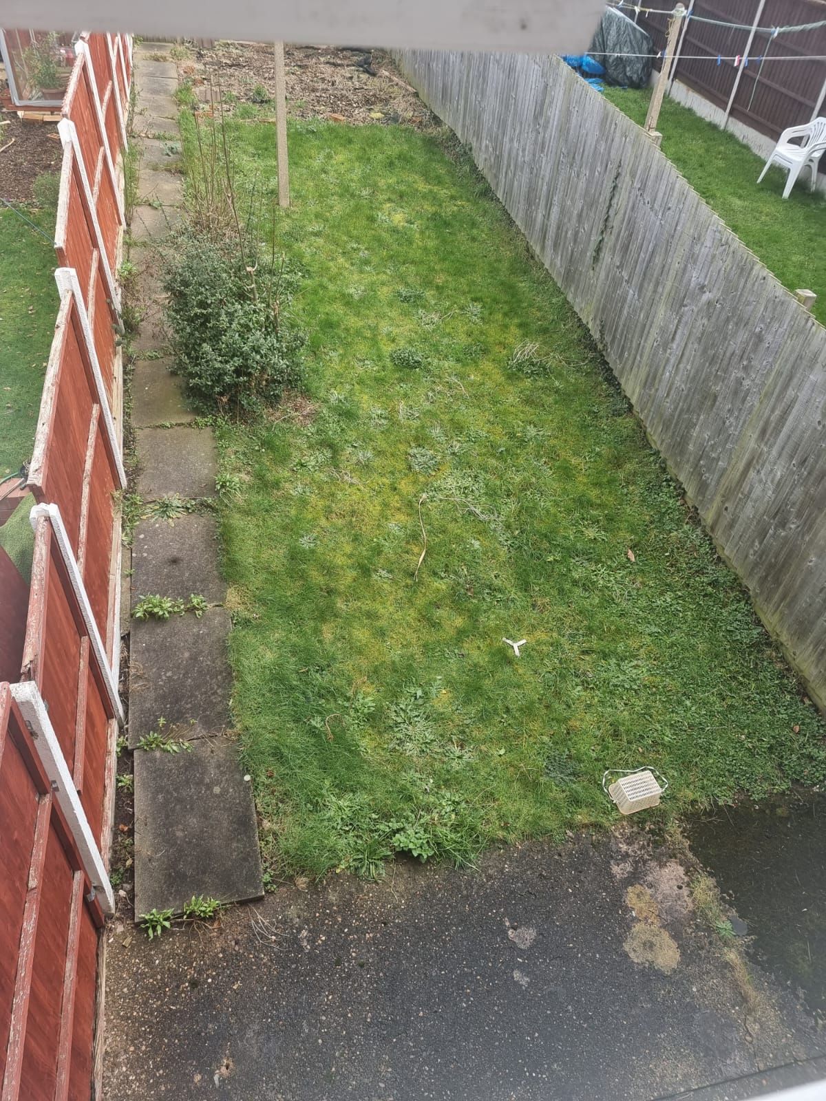 2 bedroom mid terraced house SSTC in Leicester - Photograph 9.