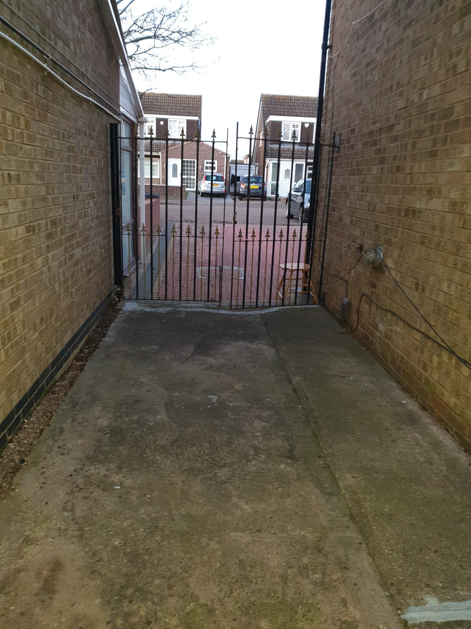 2 bedroom semi-detached house To Let in Leicester - Photograph 17.