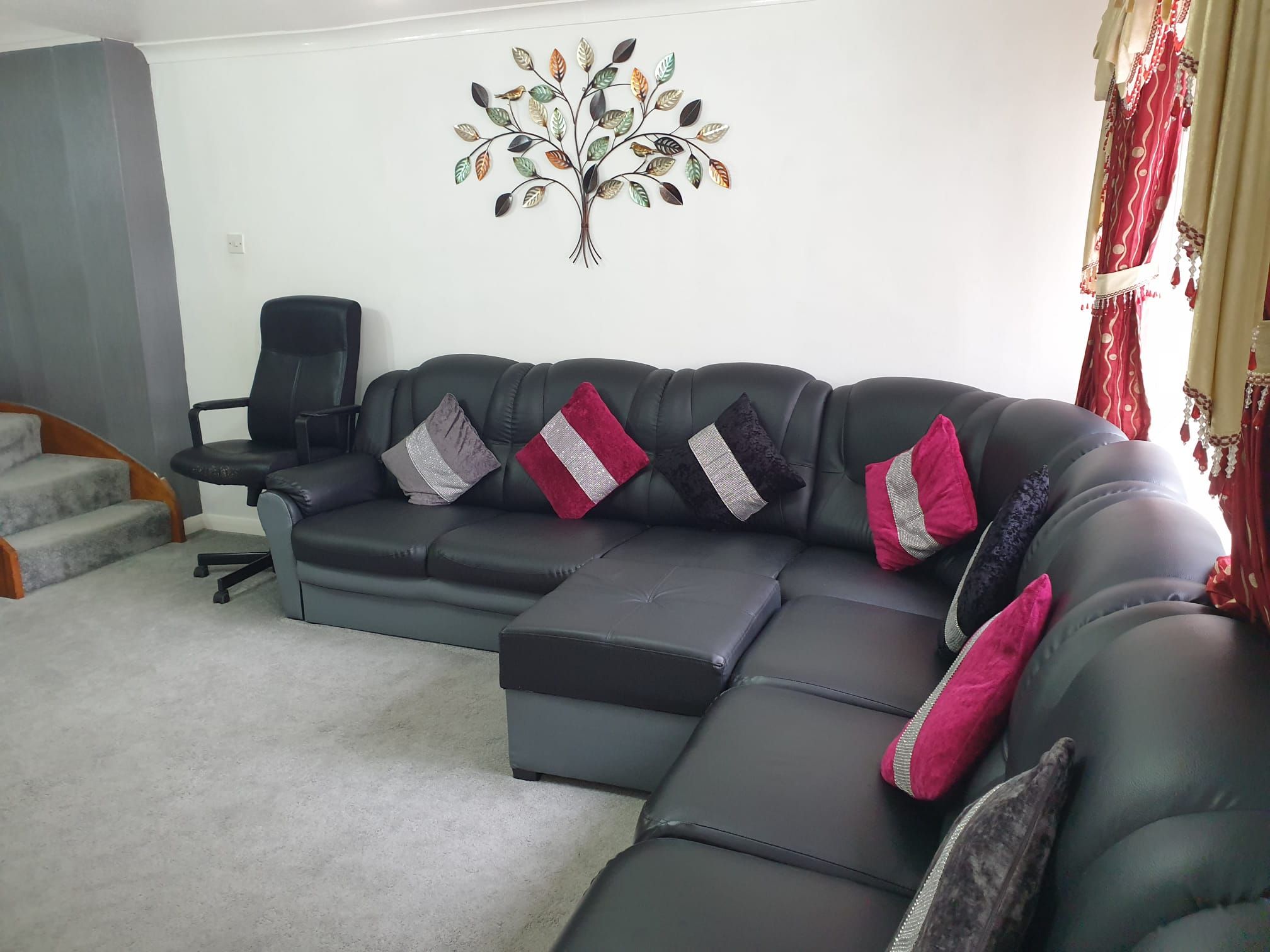 2 bedroom semi-detached house To Let in Leicester - Photograph 3.