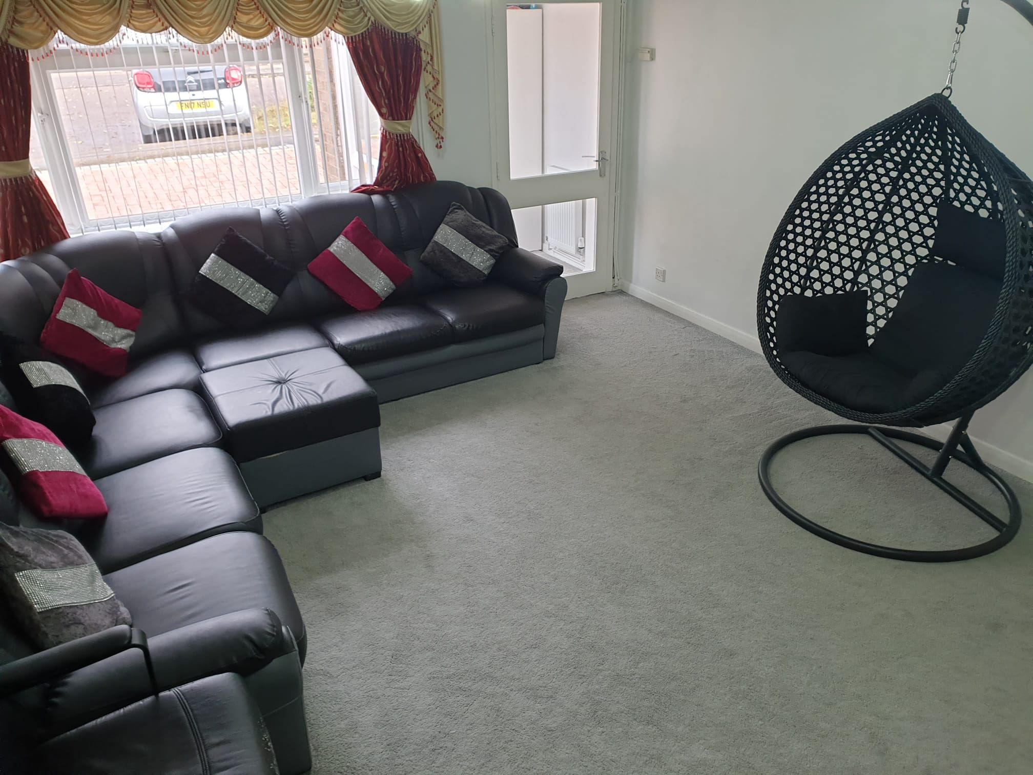 2 bedroom semi-detached house To Let in Leicester - Photograph 5.
