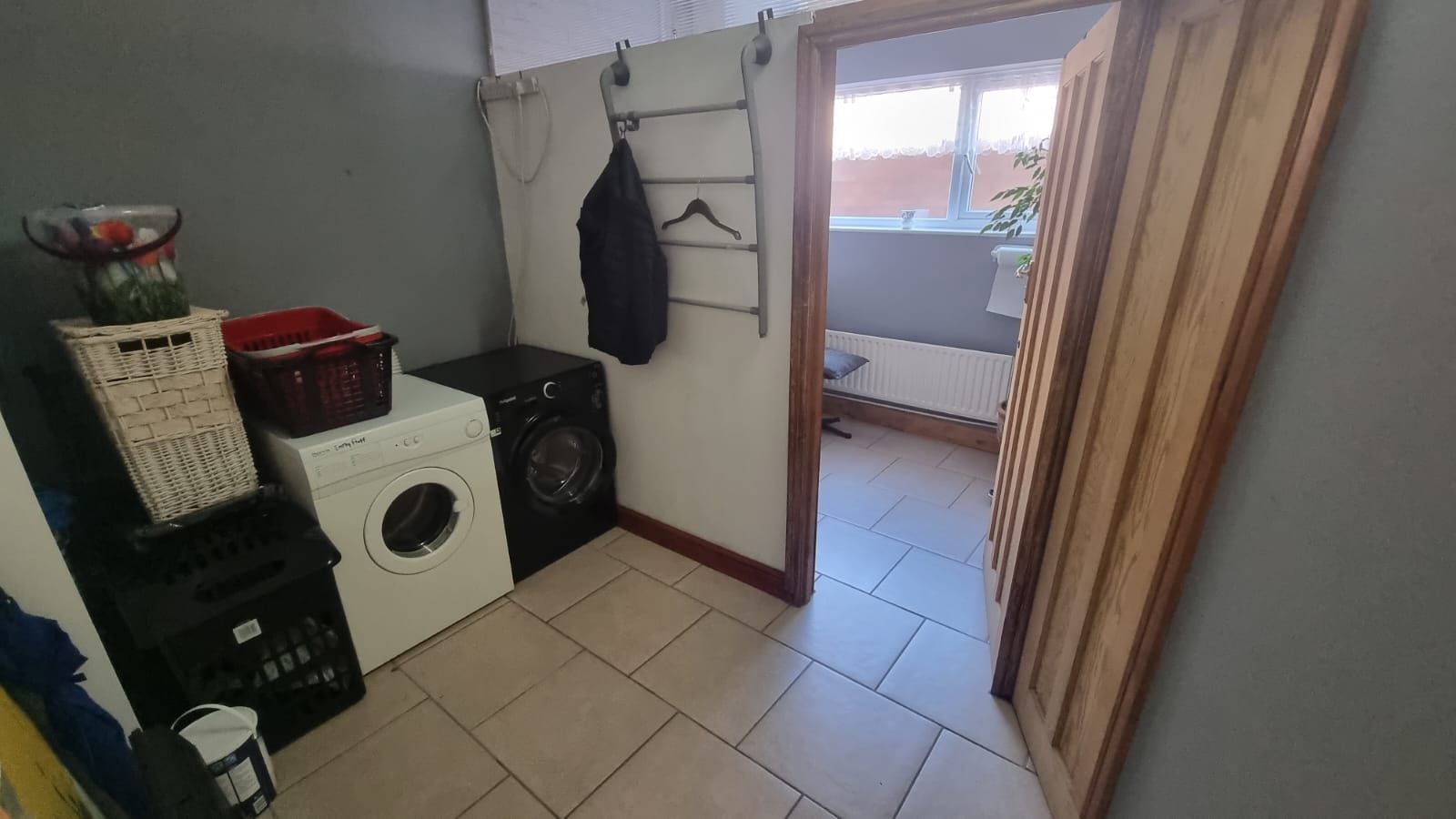 4 bedroom semi-detached house For Sale in Leicester - Photograph 10.