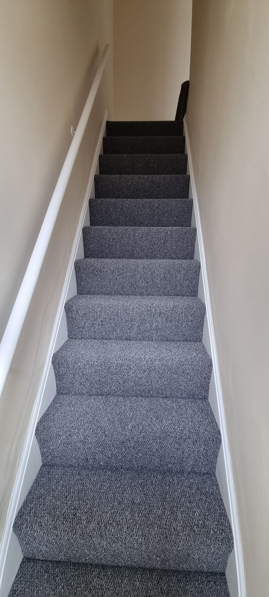 3 bedroom mid terraced house To Let in Leicester - Photograph 6.