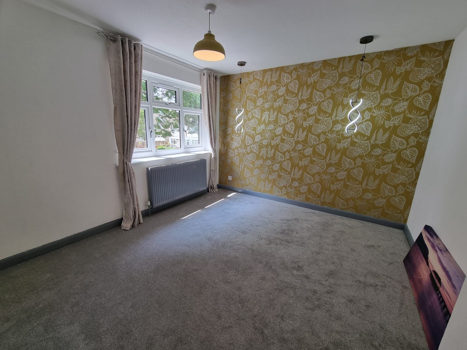 2 bedroom mid terraced house For Sale in Leicester - Photograph 5.
