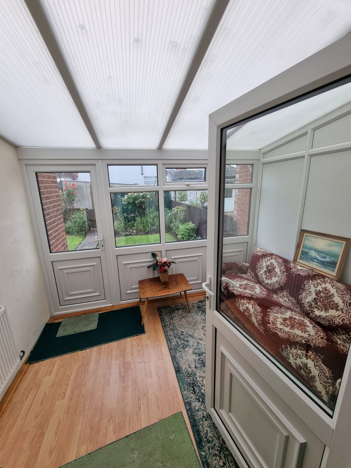 3 bedroom semi-detached house For Sale in Leicester - Photograph 5.