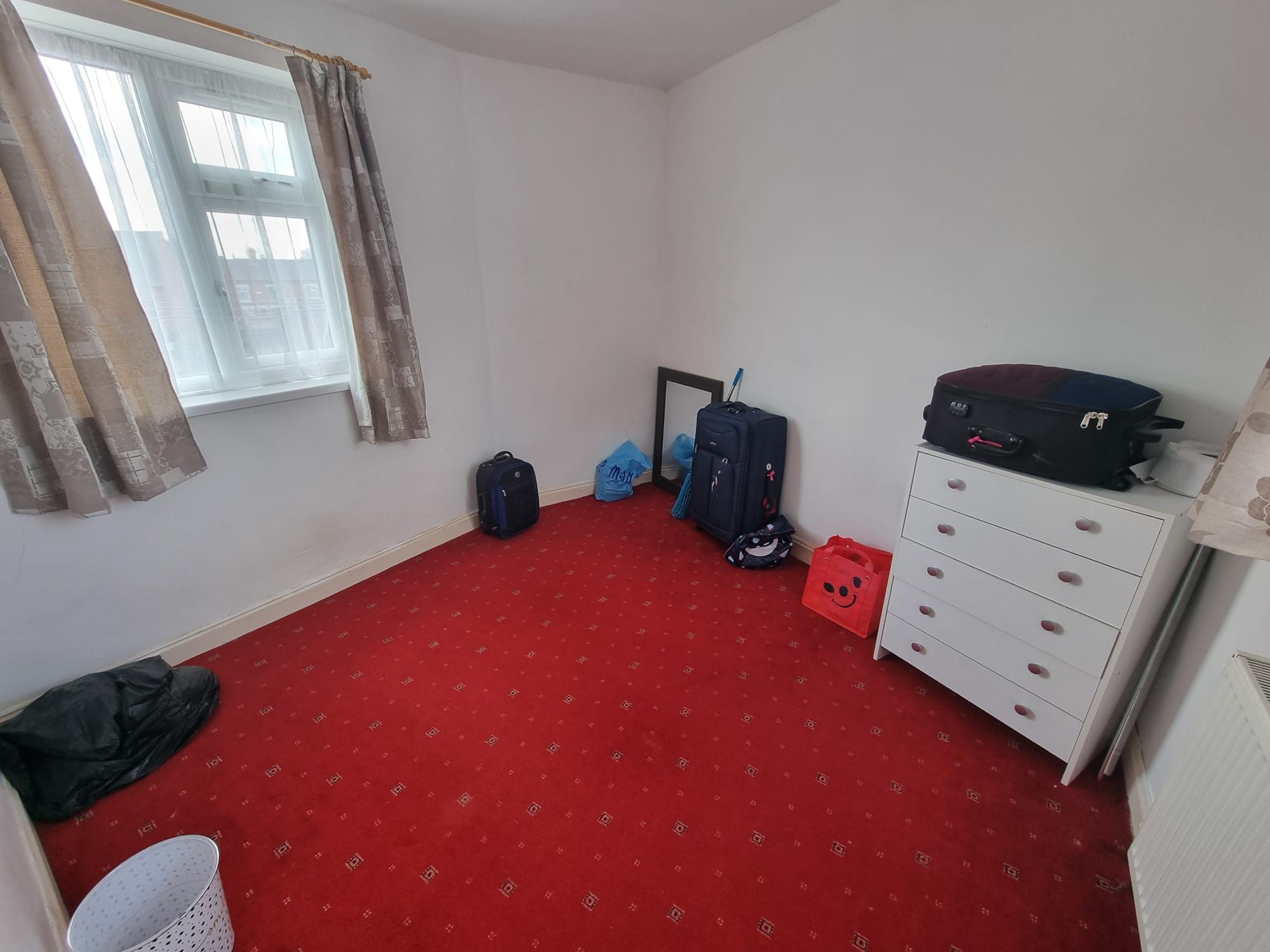 4 bedroom town house For Sale in Leicester - Photograph 10.