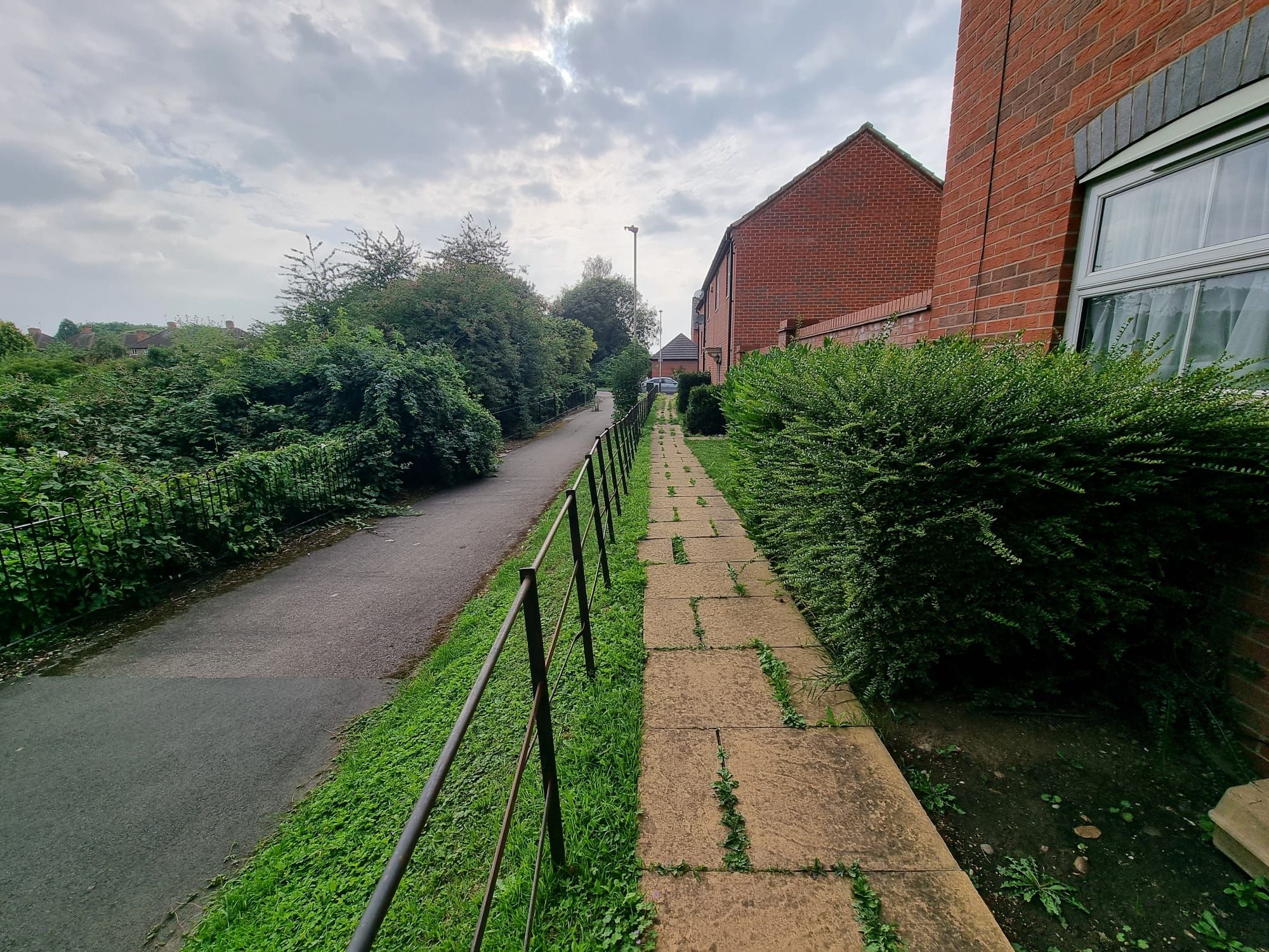 4 bedroom end terraced house For Sale in Leicester - Photograph 15.
