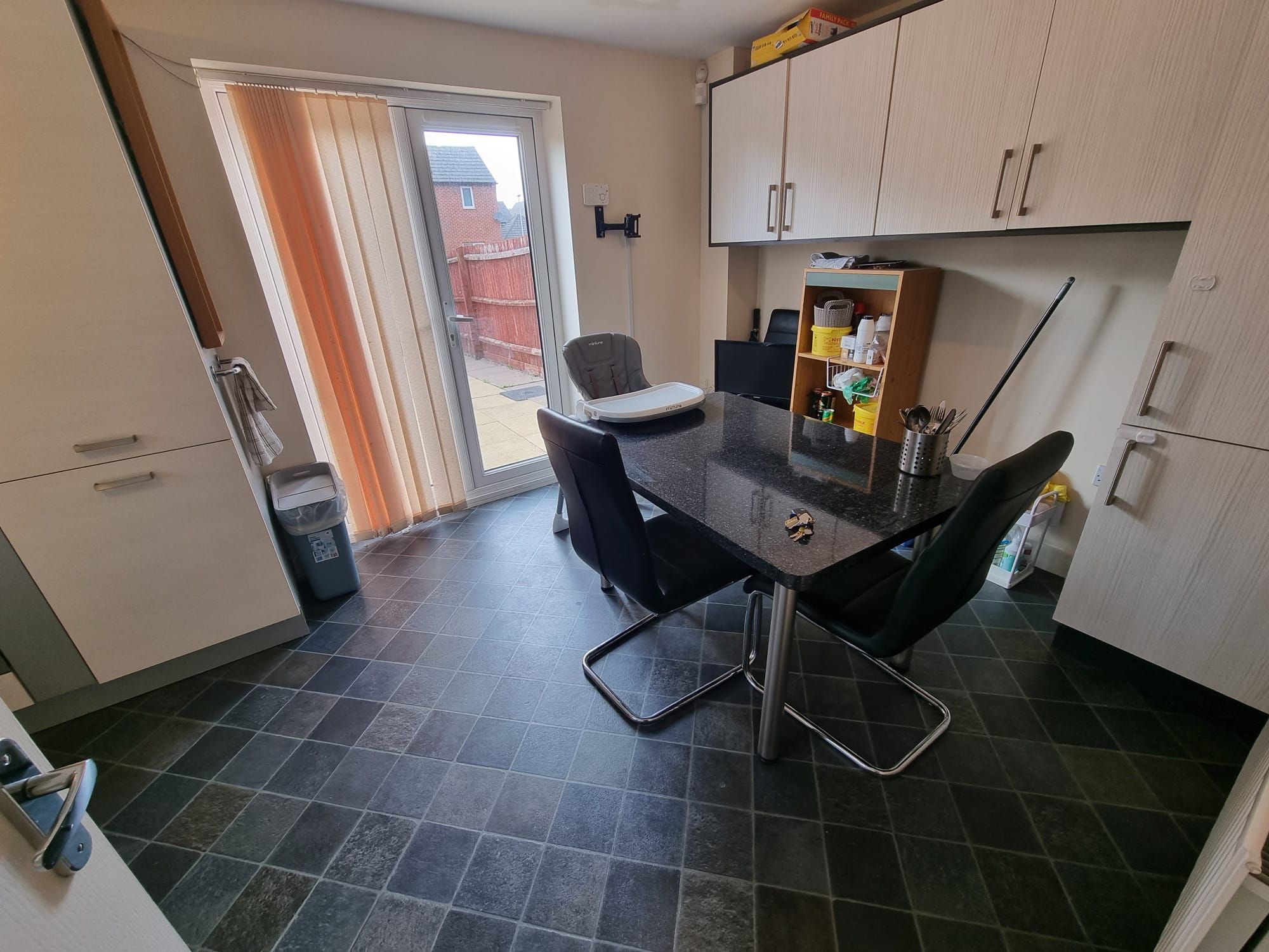 4 bedroom end terraced house For Sale in Leicester - Photograph 7.