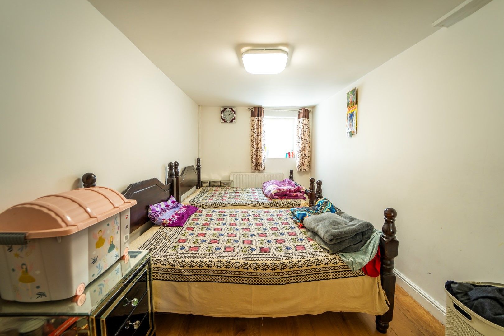 8 bedroom semi-detached house For Sale in Leicester - Photograph 13.