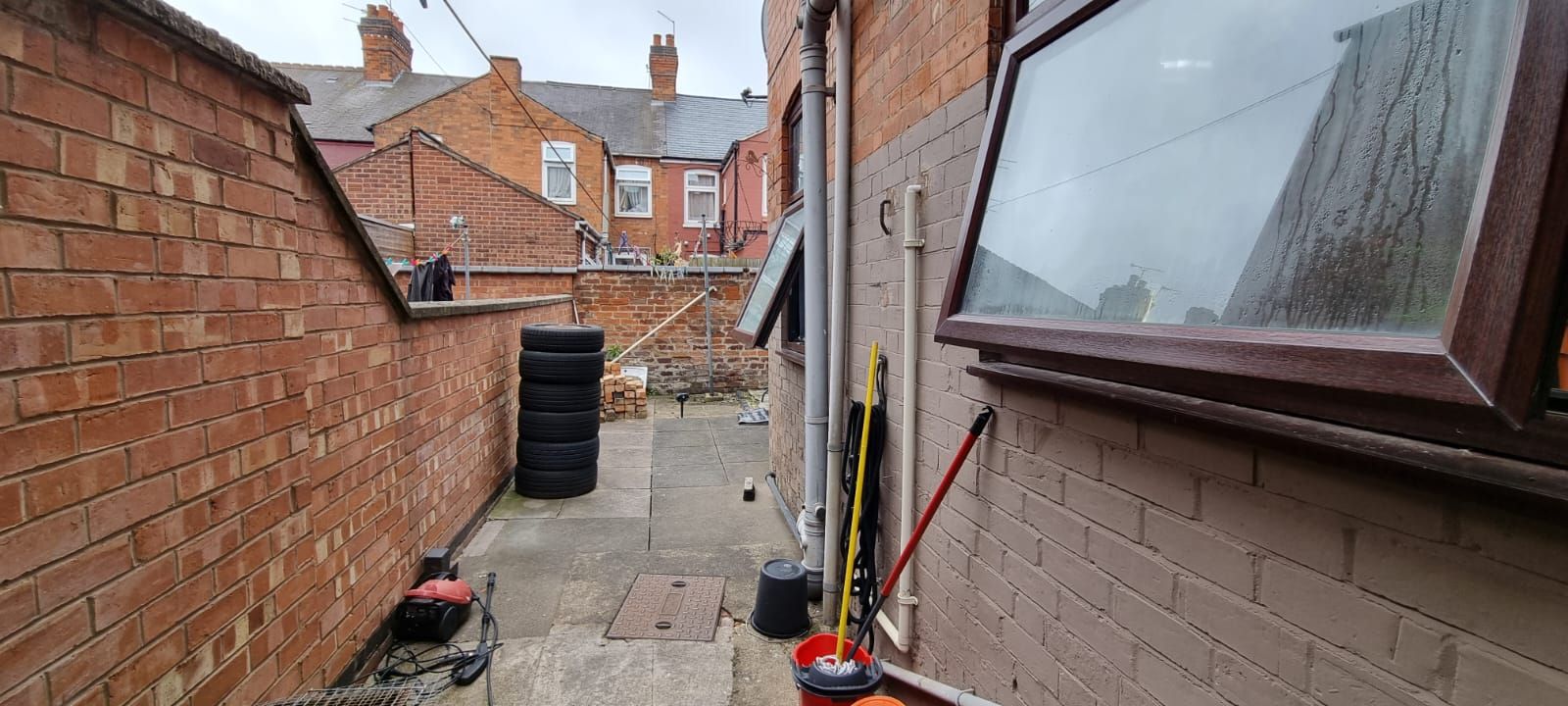 3 bedroom mid terraced house For Sale in Leicester - Photograph 21.