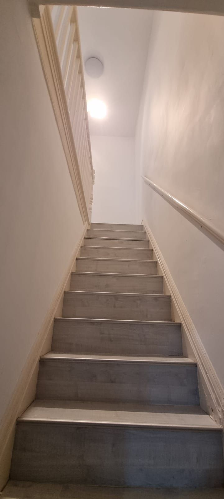3 bedroom mid terraced house For Sale in Leicester - Photograph 10.