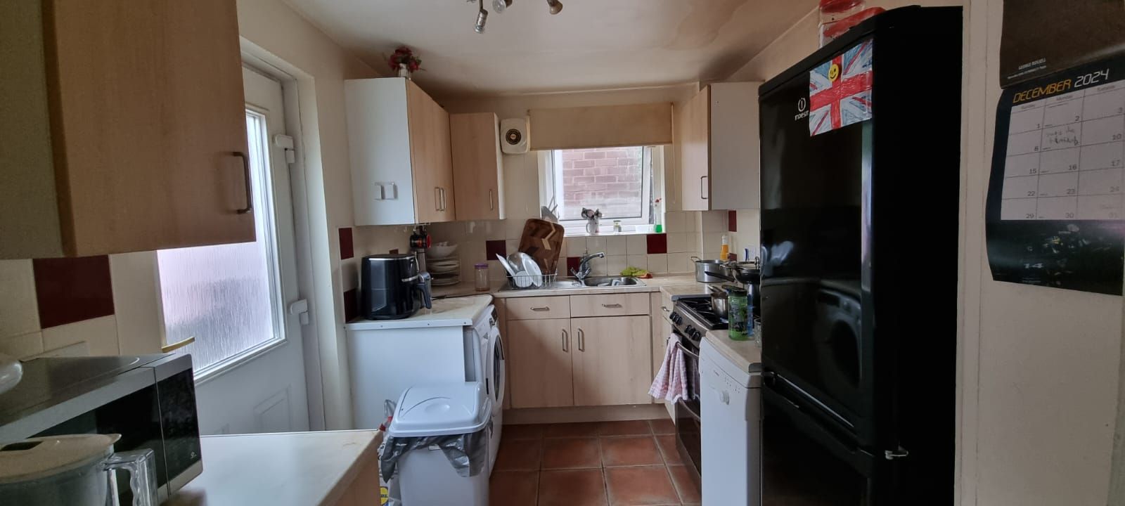2 bedroom town house For Sale in Leicester - Photograph 3.