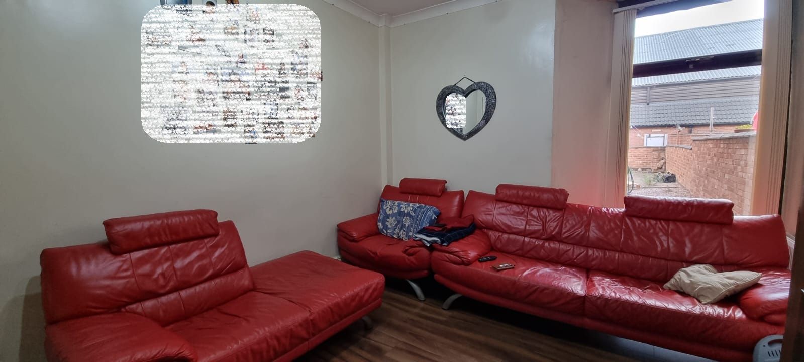 4 bedroom semi-detached house For Sale in Leicester - Photograph 7.