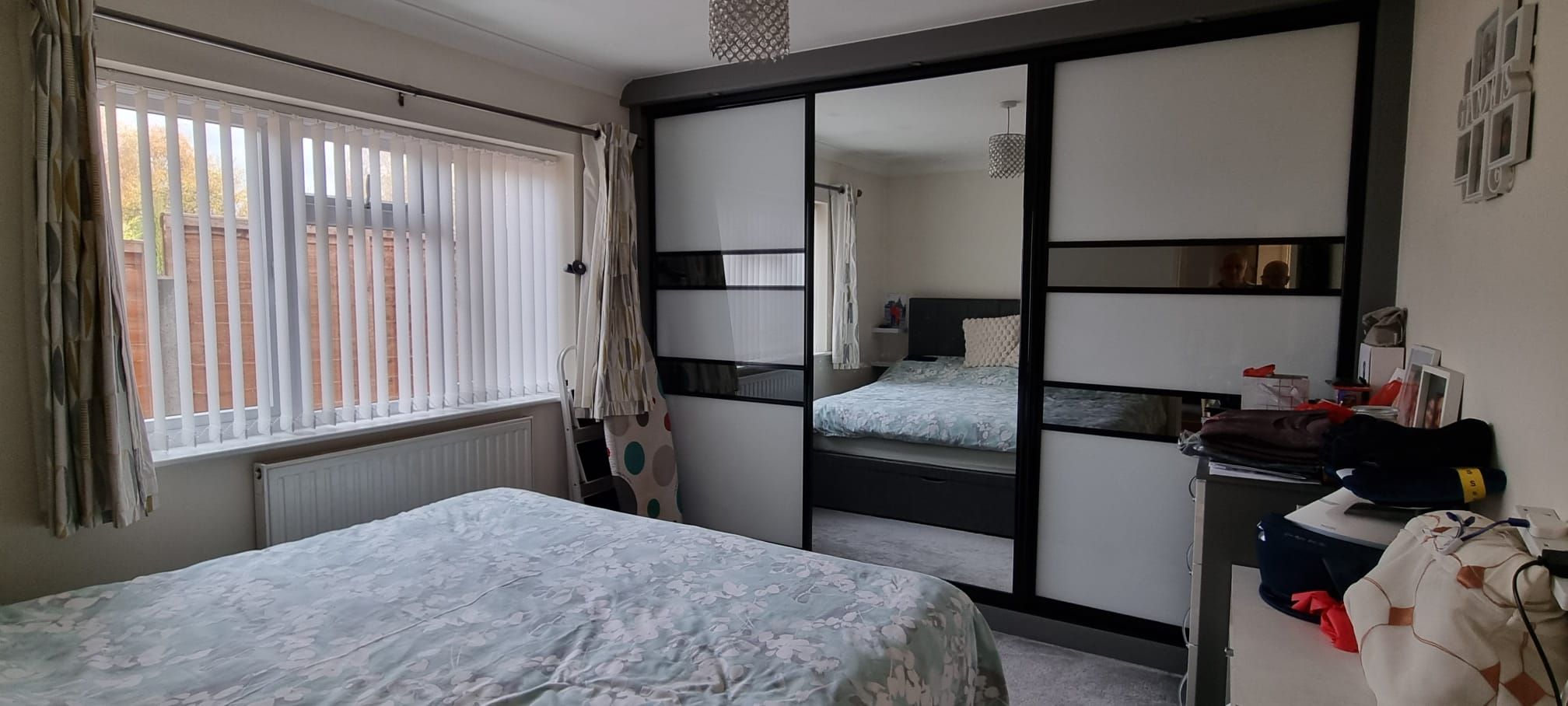 2 bedroom detached bungalow To Let in Leicester - Photograph 5.