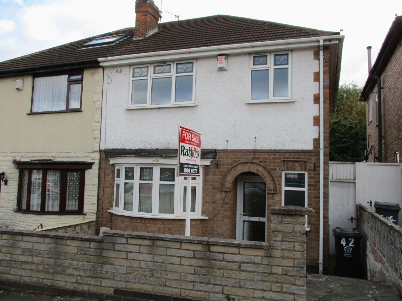 3 bedroom barn conversion house SSTC in Leicester - Photograph 1.