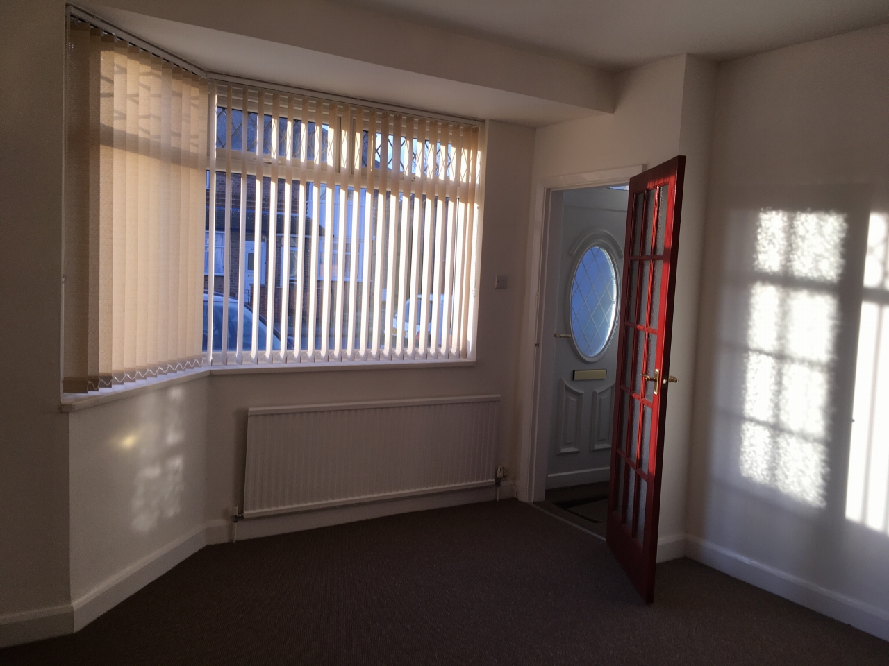 2 bedroom mid terraced house To Let in Leicester - Photograph 5.