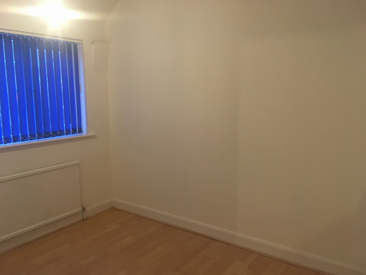 2 bedroom mid terraced house To Let in Leicester - Photograph 10.