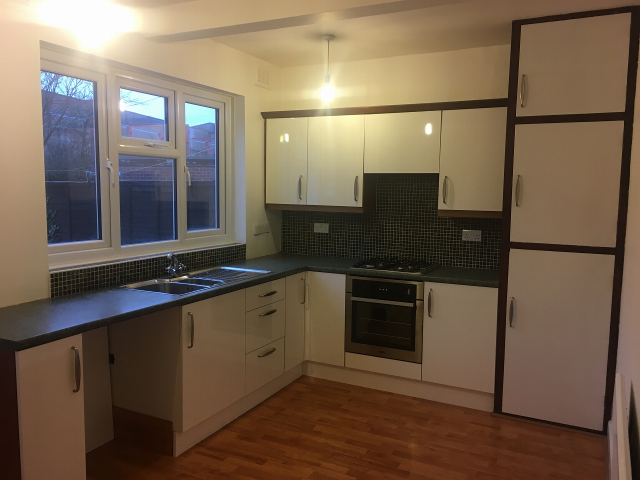 2 bedroom mid terraced house To Let in Leicester - Photograph 13.