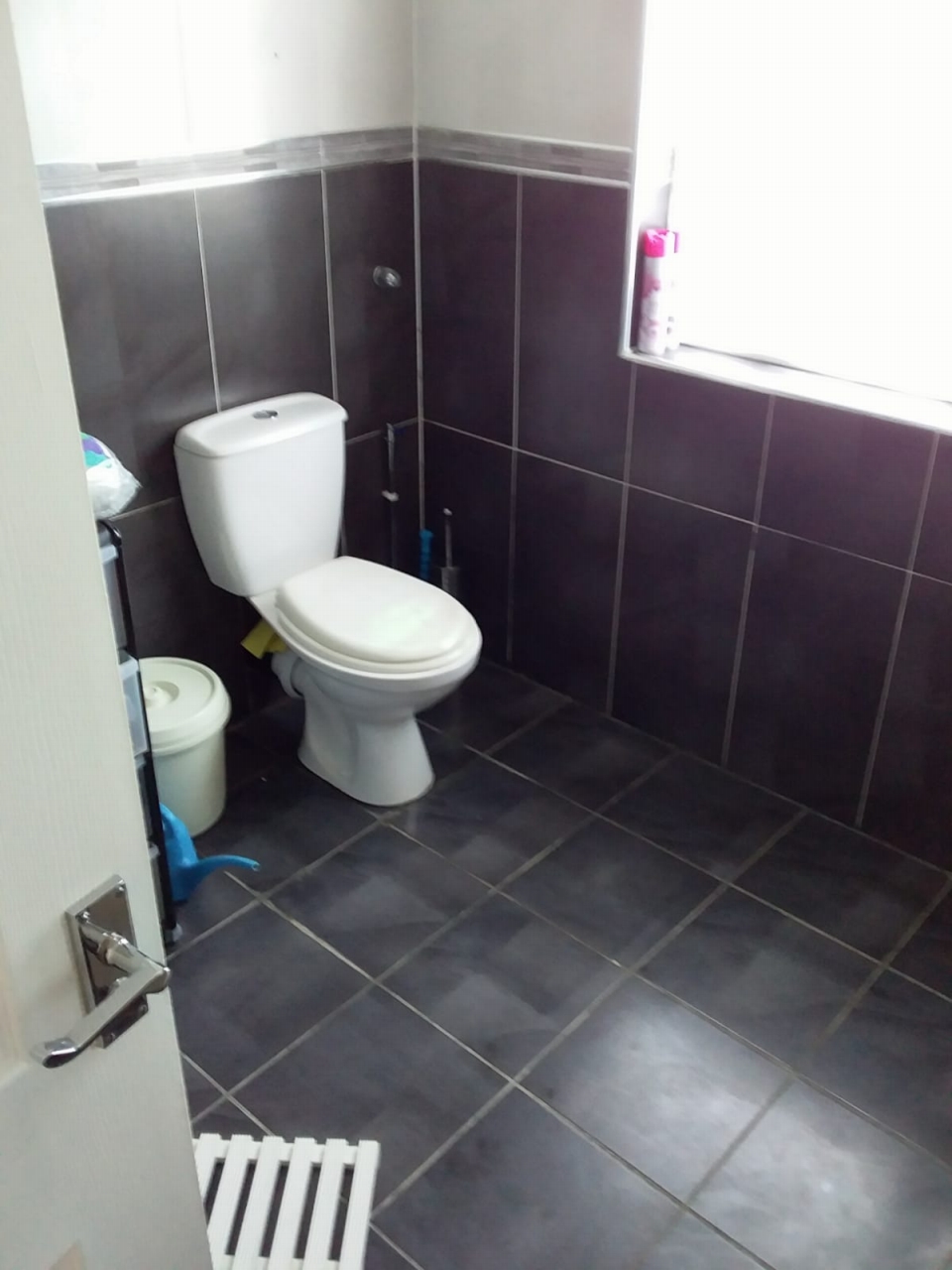 3 bedroom semi-detached house SSTC in Leicester - Photograph 5.