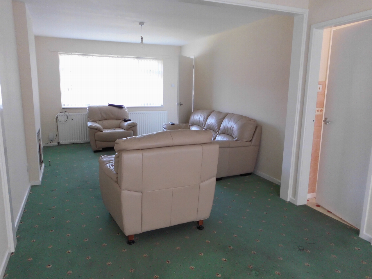 3 bedroom barn conversion house SSTC in Leicester - Photograph 4.