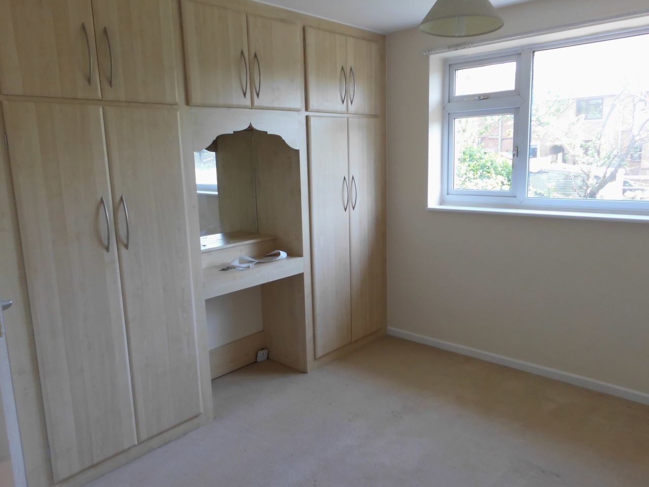 3 bedroom barn conversion house SSTC in Leicester - Photograph 6.