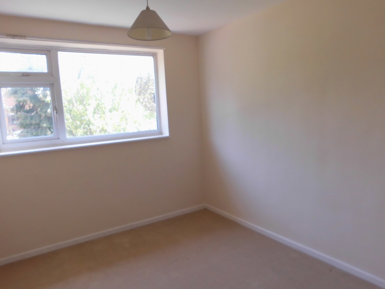 3 bedroom barn conversion house SSTC in Leicester - Photograph 8.