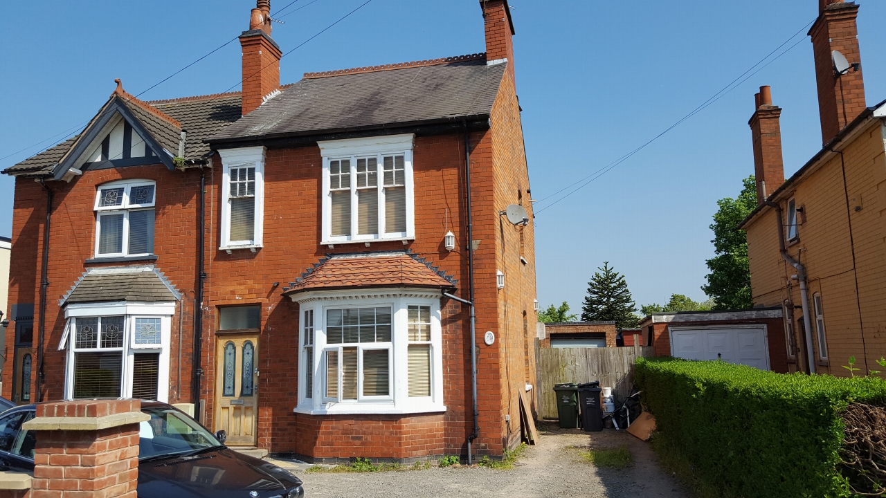 3 bedroom barn conversion house SSTC in Leicester - Photograph 1.