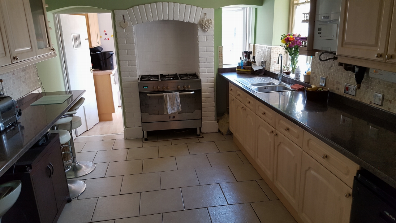 3 bedroom barn conversion house SSTC in Leicester - Photograph 6.
