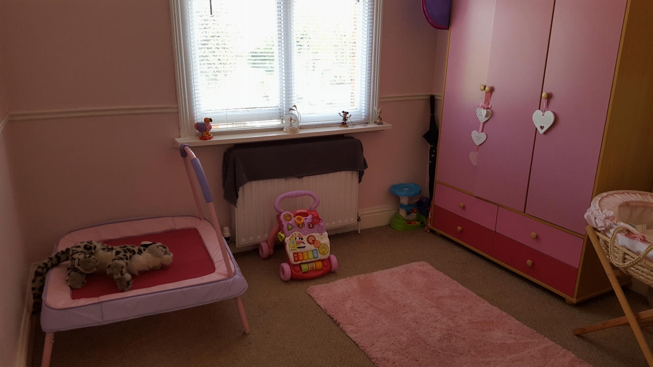 3 bedroom barn conversion house SSTC in Leicester - Photograph 9.