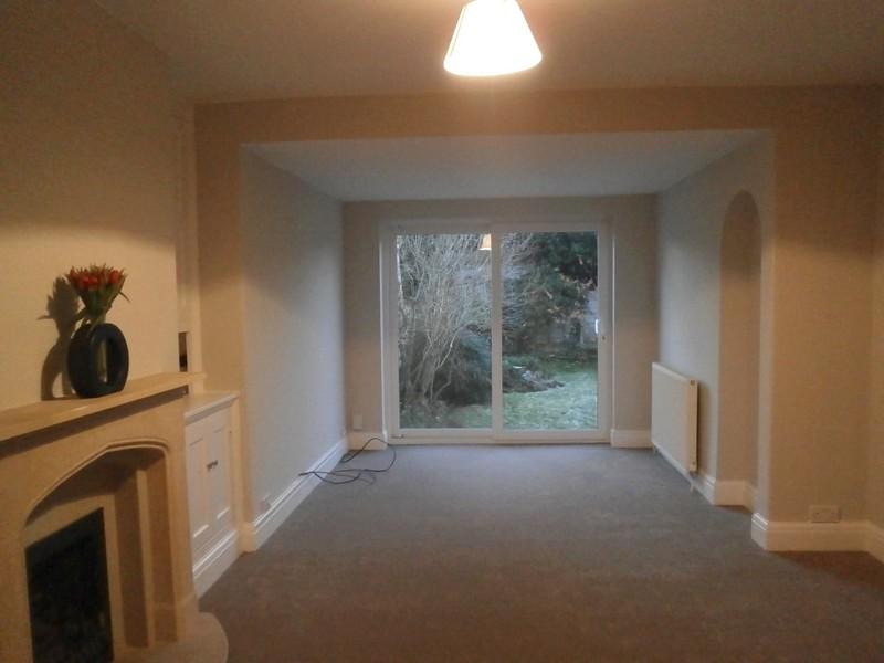 3 Bed Semi-detached House For Sale - Photograph 3