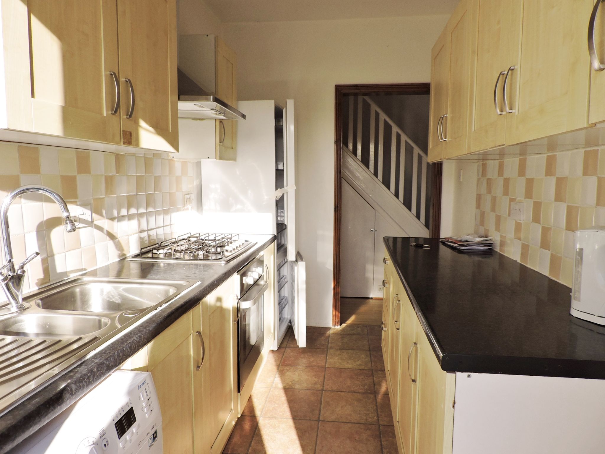 3 bedroom end terraced house To Let in New Malden - Photograph 4