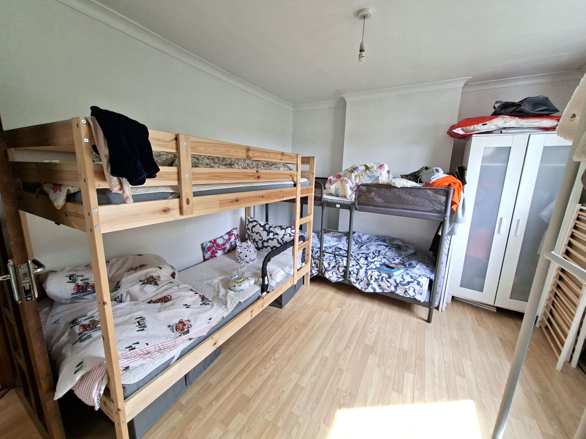 3 bedroom end terraced house To Let in New Malden - Photograph 6