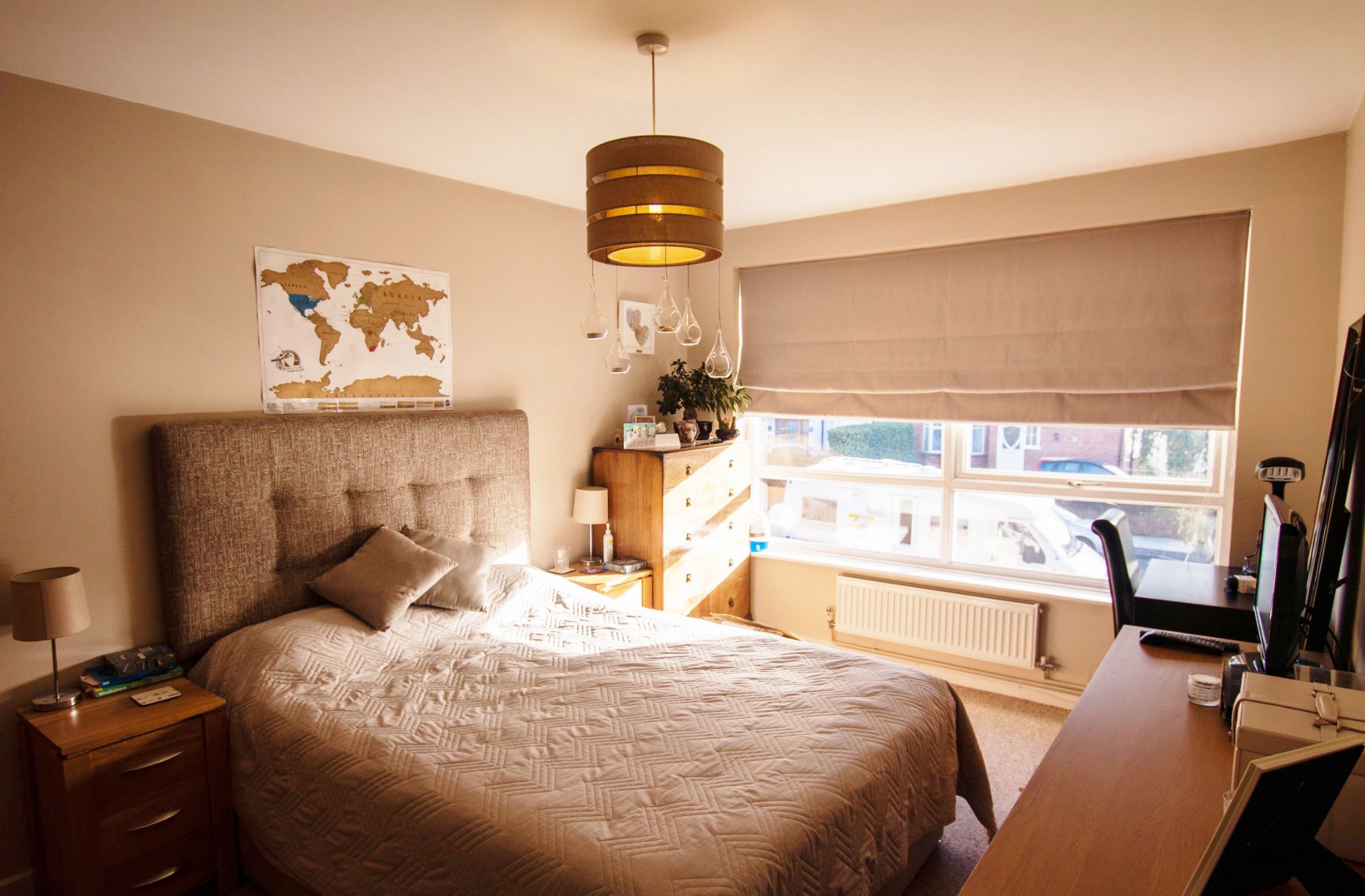 2 bedroom apartment flat/apartment Let in New Malden - Photograph 6