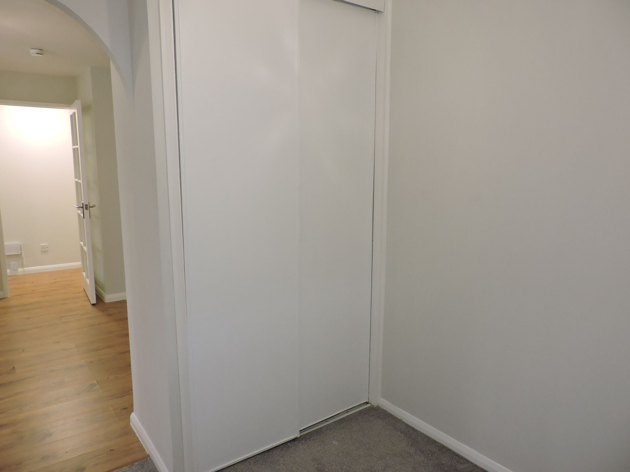 1 bedroom flat flat/apartment To Let in Worcester Park - Photograph 11