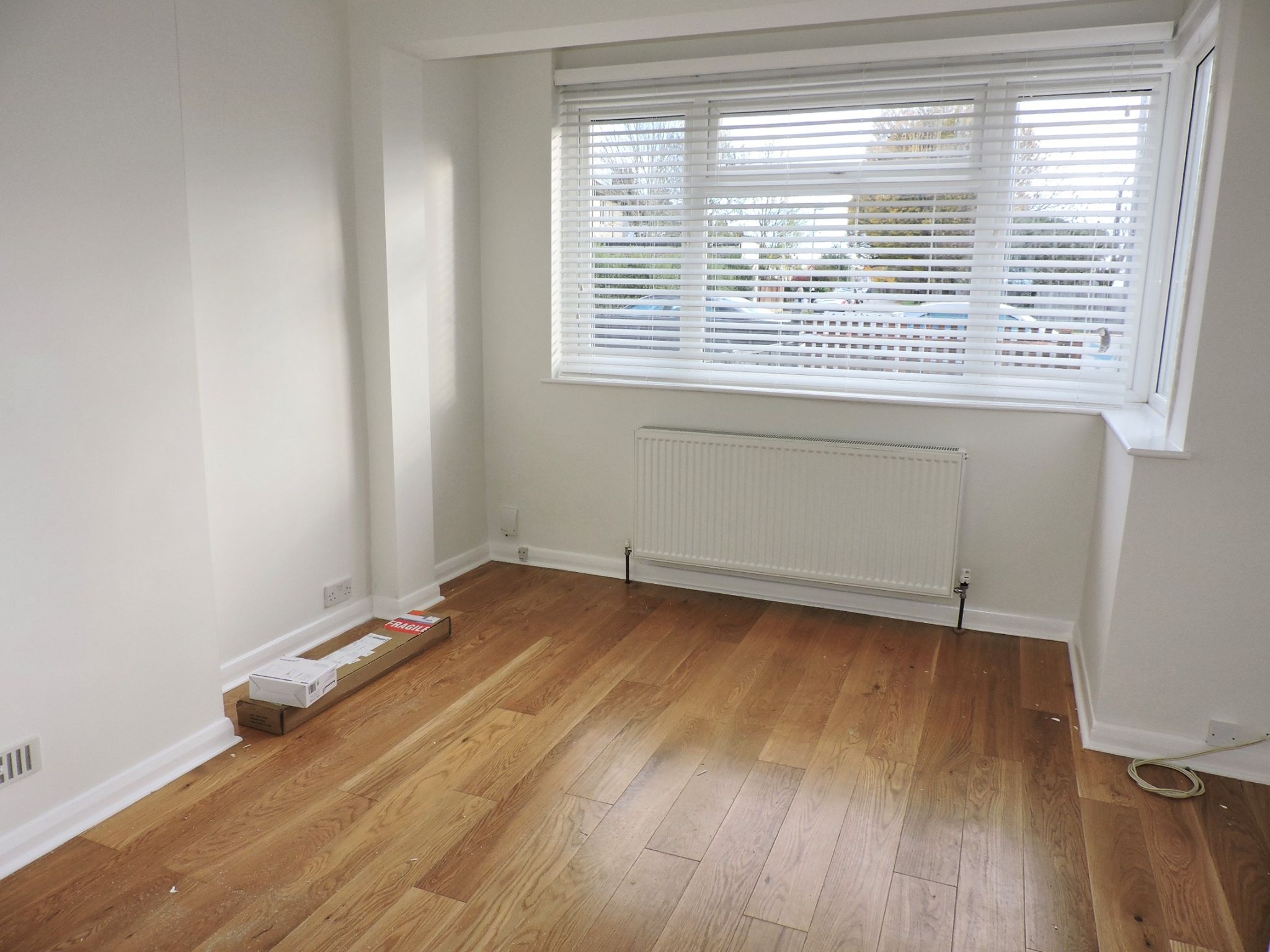 3 bedroom end terraced house To Let in New Malden - Property photograph