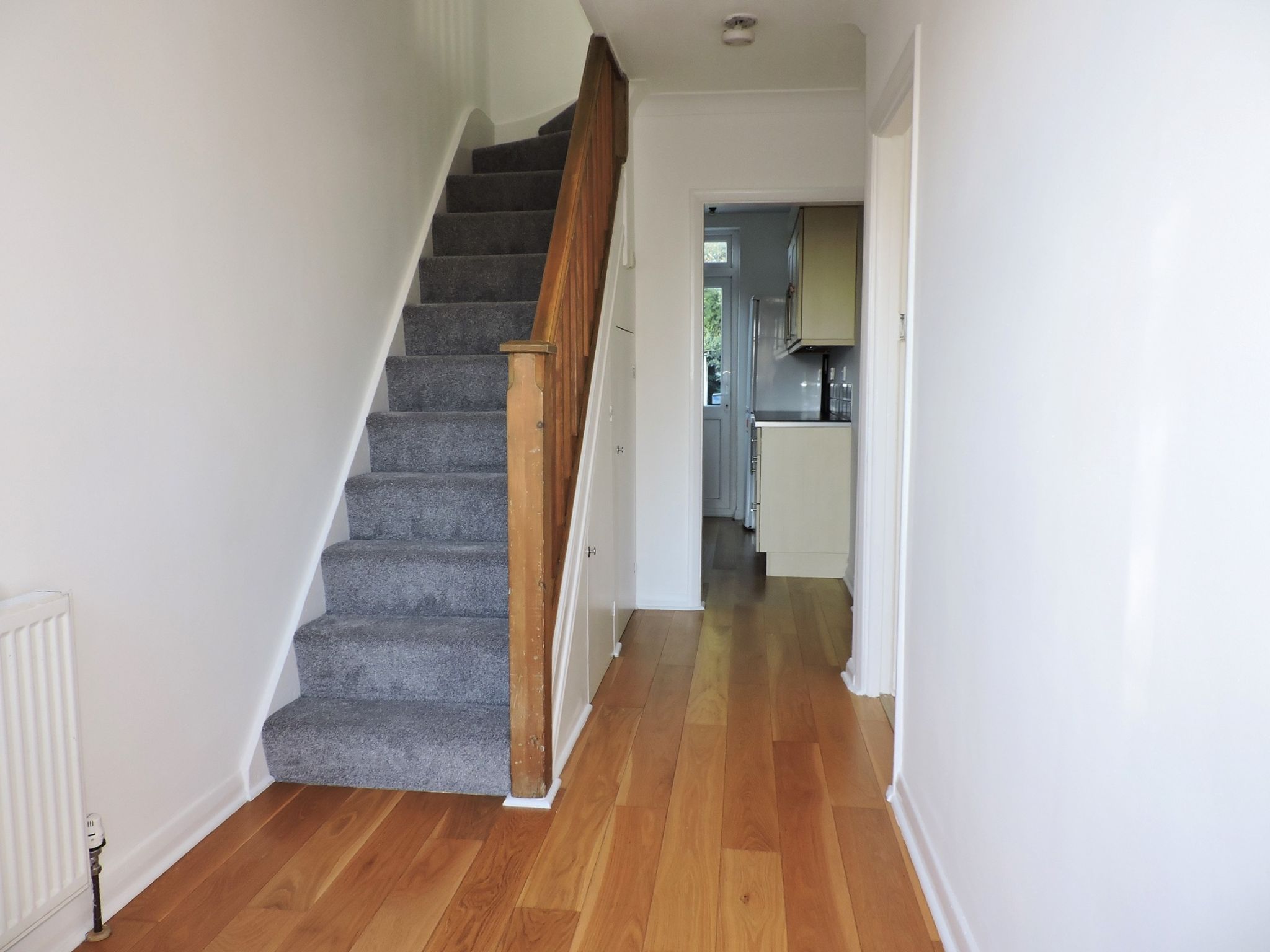 3 bedroom end terraced house To Let in New Malden - Property photograph