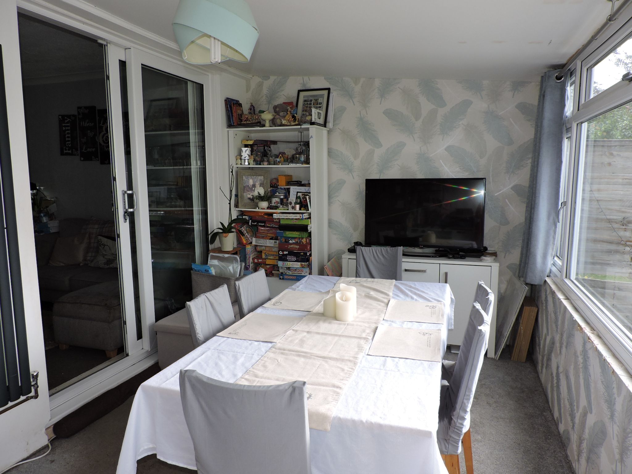 3 bedroom end terraced house For Sale in Chessington - Photograph 8