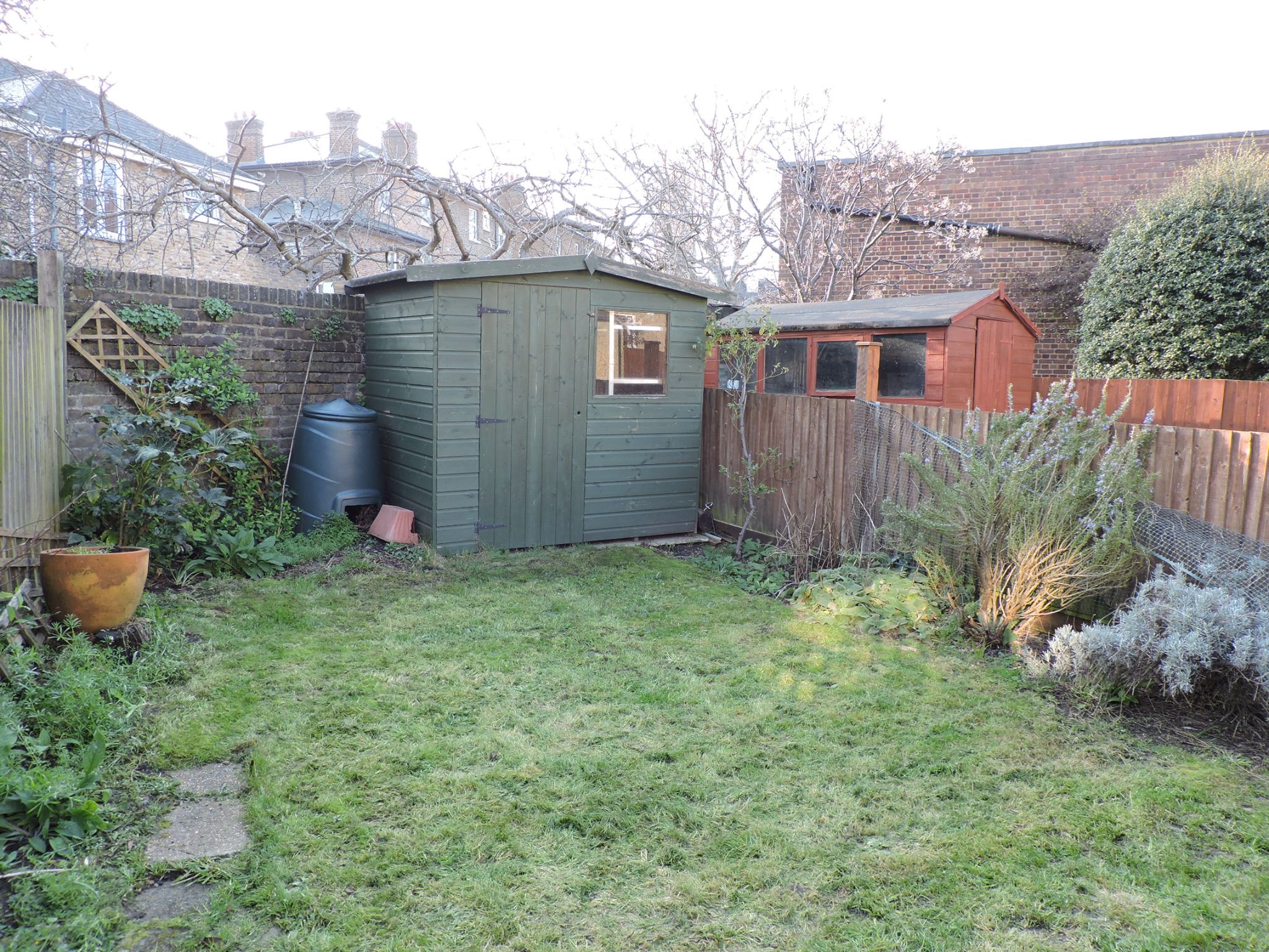 1 bedroom flat flat/apartment To Let in Kingston Upon Thames - Photograph 11